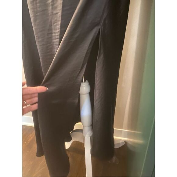 House of Harlow 1960 Women's Black Ruched Keyhole Maxi Satin Dress Size XS NEW - Picture 3 of 15